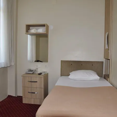 מלון Sinal קוג'לי